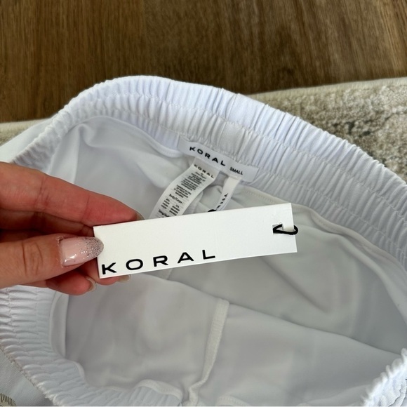 KORAL Gemini Crepe Tennis Skort White Elastic Waist Size Large Women’s NWT - Picture 8 of 11
